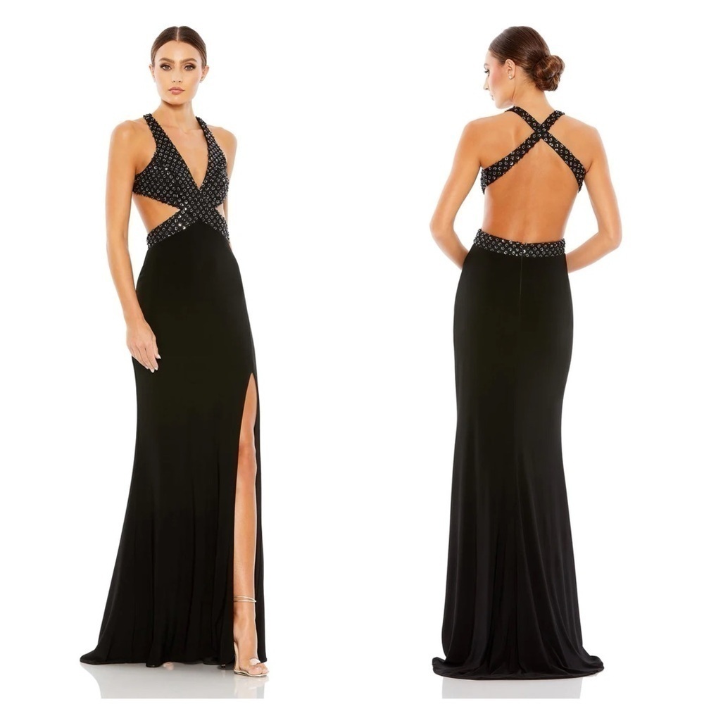 MAC DUGGAL Floral Sequined Criss Cross Bodice Gown